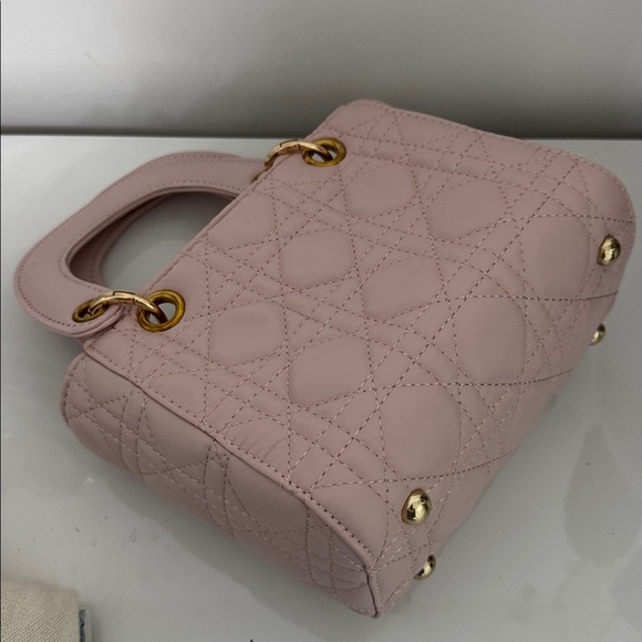 Bubblegum Pink bag with strap NEW - Picture 3 of 5